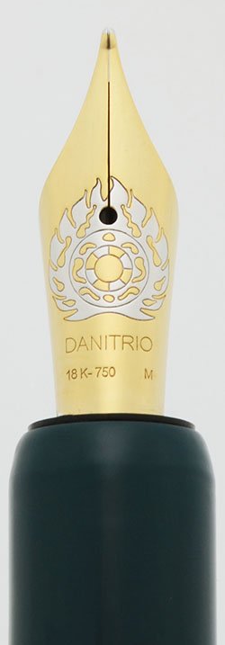Danitrio Takumi Fountain Pen - Roiro-migake Midori Urushi, 18k